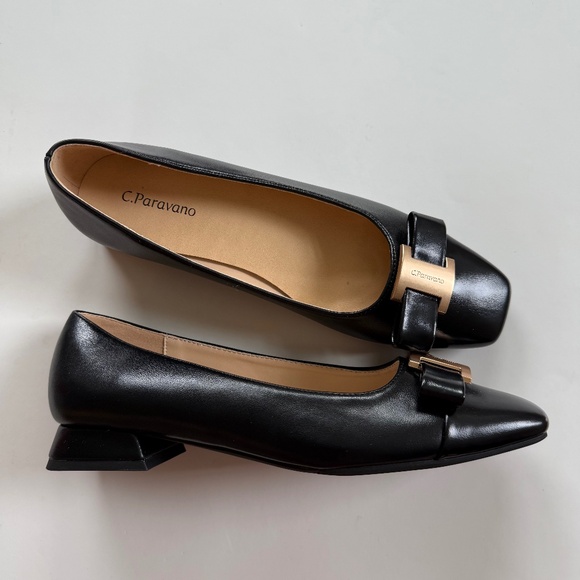 C. Paravano women’s flats - Picture 5 of 8